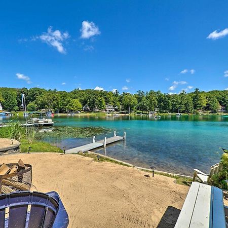 Lakefront Newaygo Home - Private Dock, Kayaks Екстер'єр фото