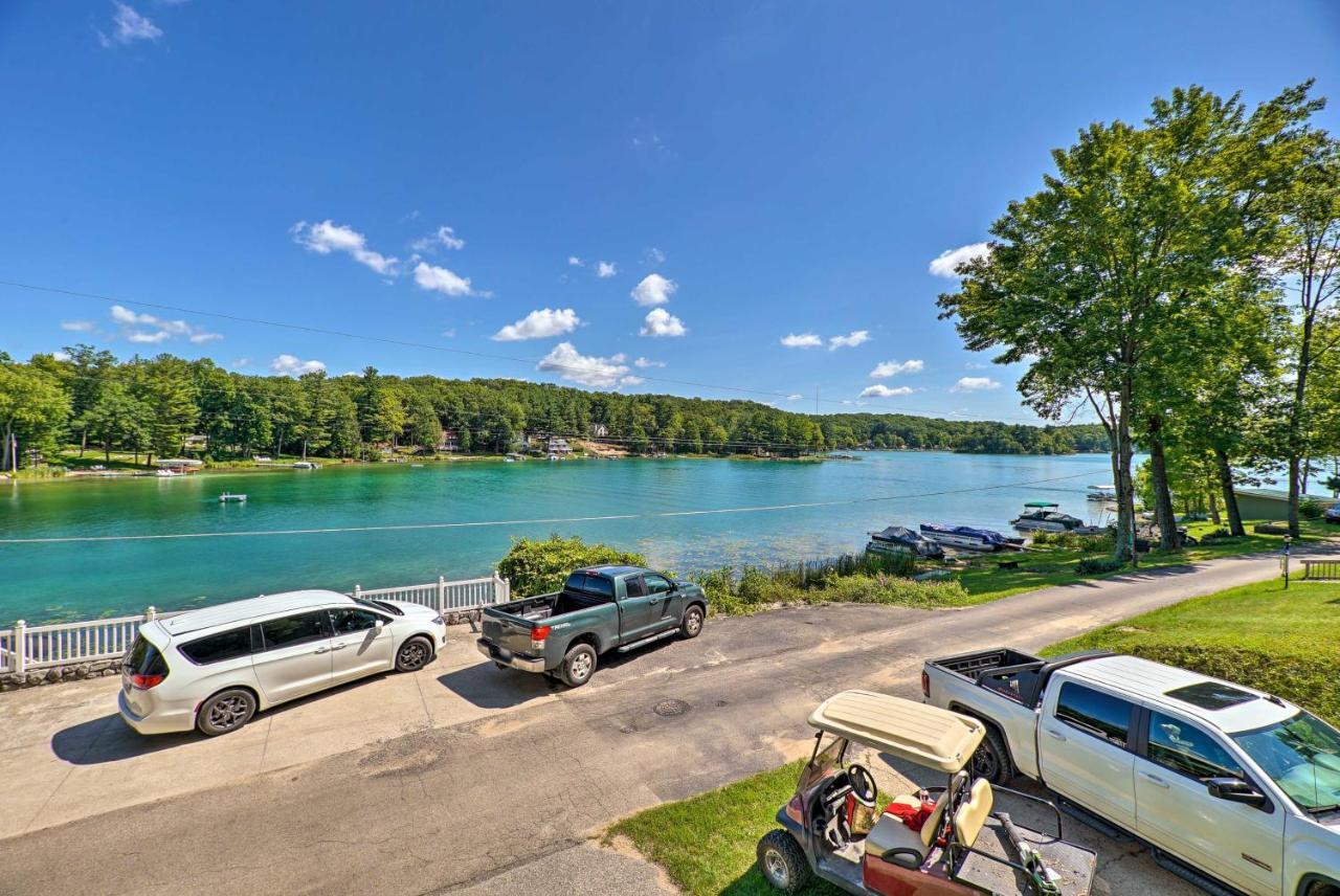 Lakefront Newaygo Home - Private Dock, Kayaks Екстер'єр фото