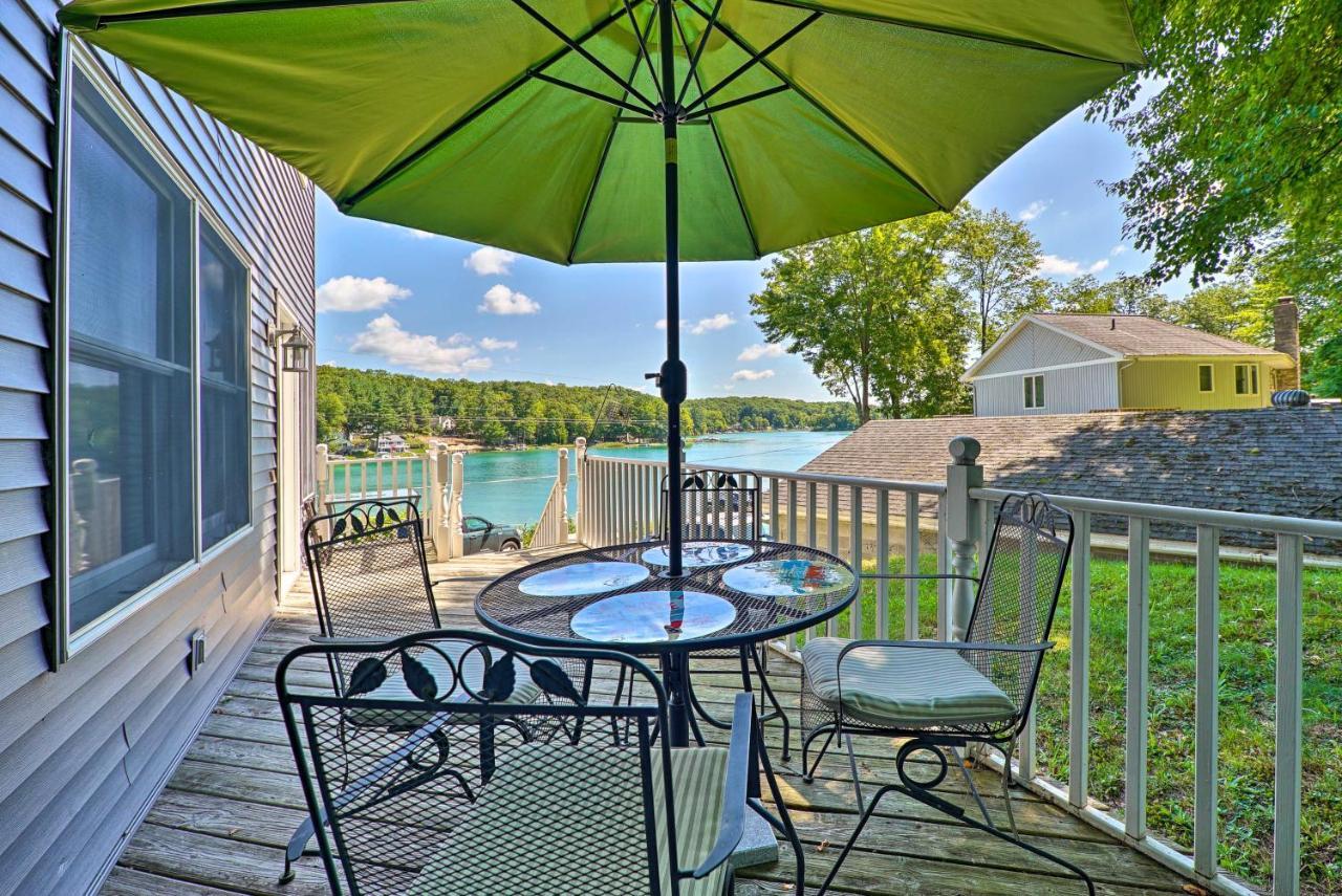 Lakefront Newaygo Home - Private Dock, Kayaks Екстер'єр фото